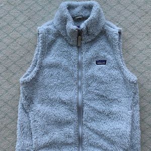 Girls Patagonia fuzzy vest